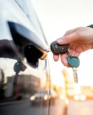 Lock Locksmith Tech Houston, TX 713-470-0692 - unlock-car